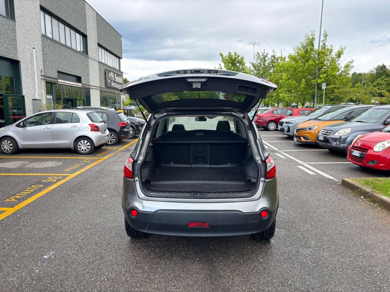 Nissan Qashqai Qashqai+2 2.0 dCi DPF Tekna 4x4 * 7 POSTI