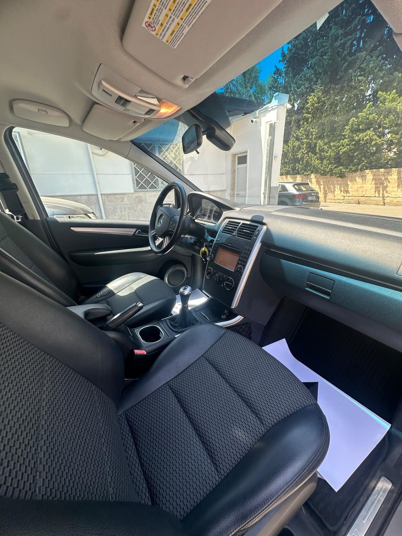 Mercedes-benz B 200 CDI Premium