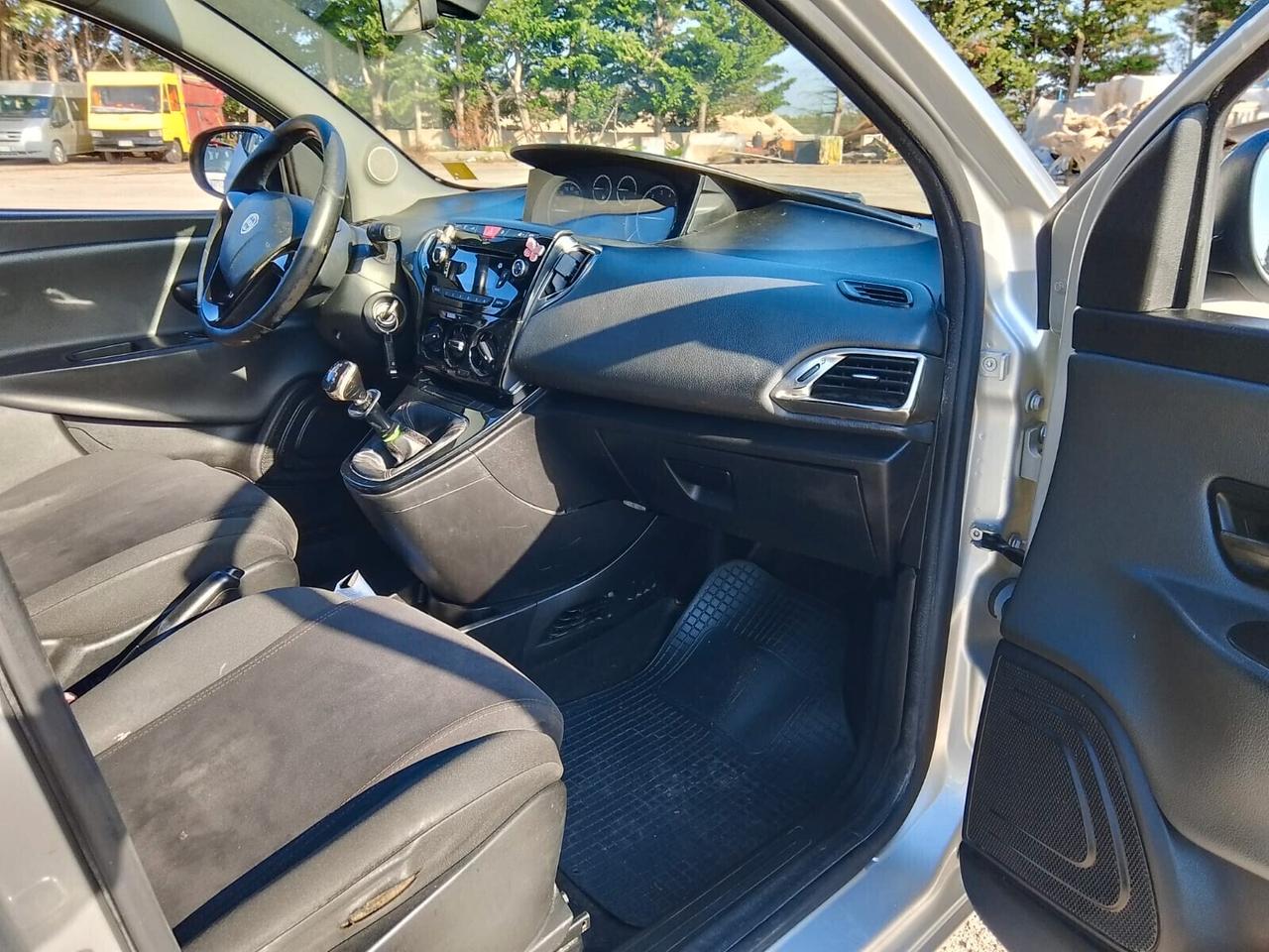 Lancia Ypsilon 1.2 GPL per commercianti