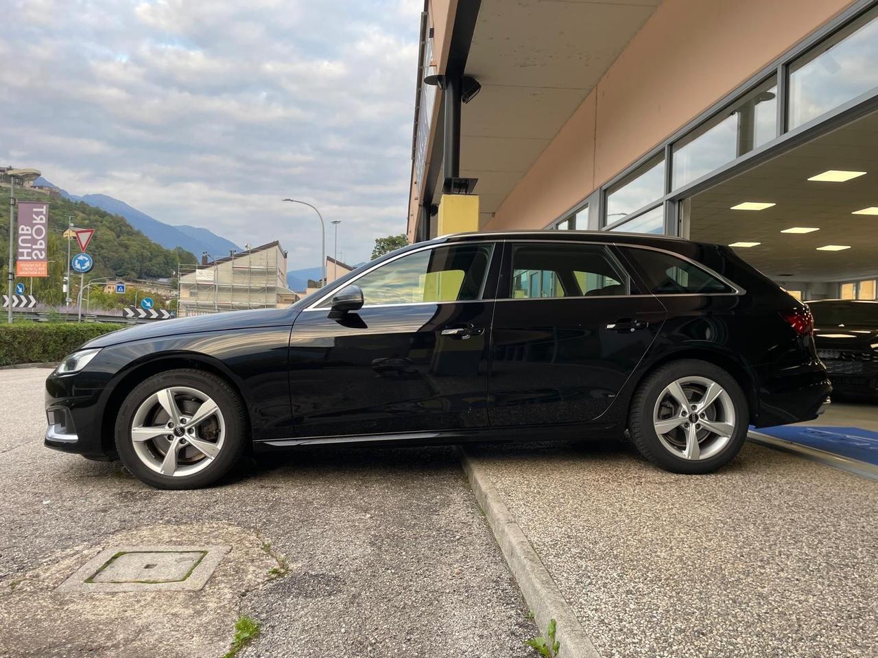 Audi A4 30 TDI/136 CV S tronic Business Advanced
