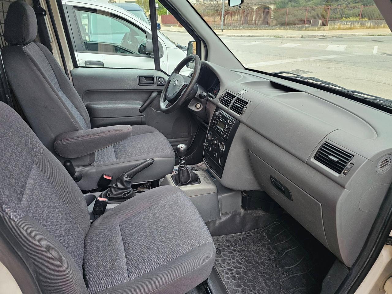 FORD TRANSIT CONNECT 200T LX 1.8 TDCI 90CV