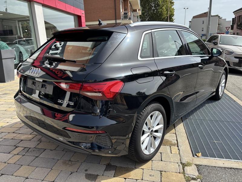 Audi A3 Sportback 30 1.0 tfsi Business LED-NAVI-PELLE