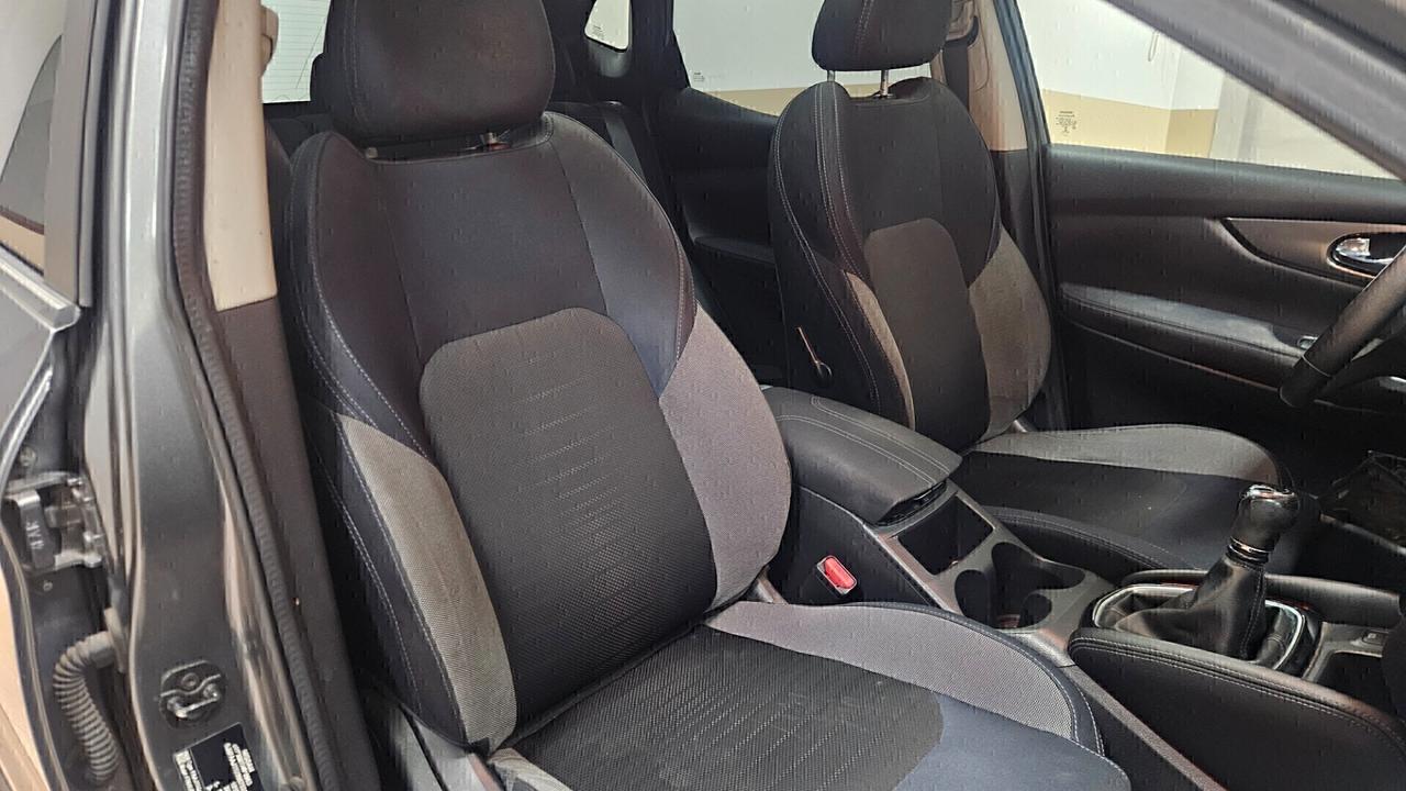 Nissan Qashqai 1.5 dCi N-Connecta