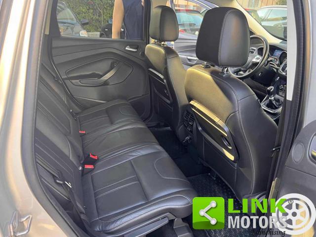 FORD Kuga 2.0 TDCI 140 CV 4WD Titanium