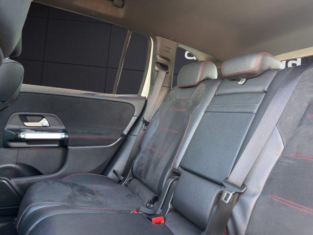 MERCEDES-BENZ GLB 200 d Automatic 4Matic Premium
