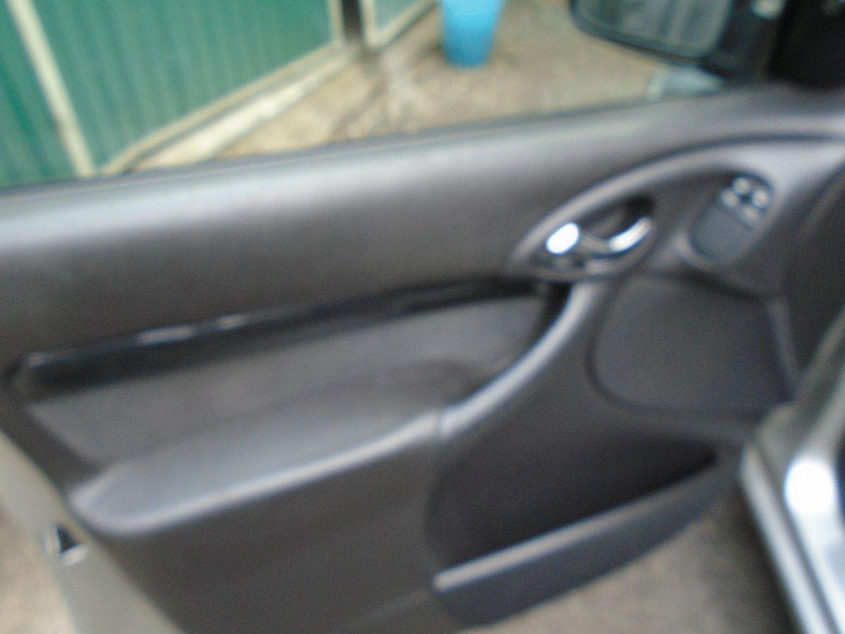 FORD Focus '02 5p 1.6i 16v Ghia FL