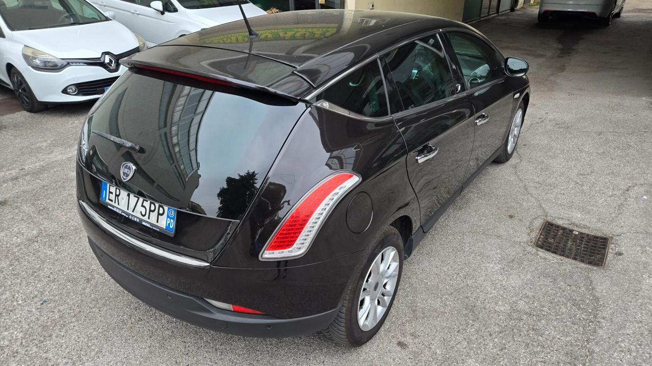 Lancia Delta 1.6 MJT DPF Gold