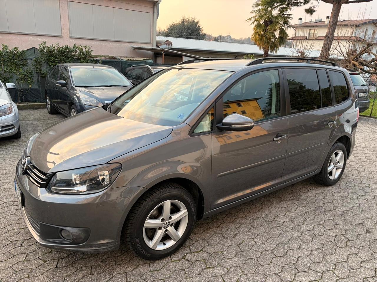 Volkswagen Touran 1.6 TDI Trendline*7POSTI*EURO5