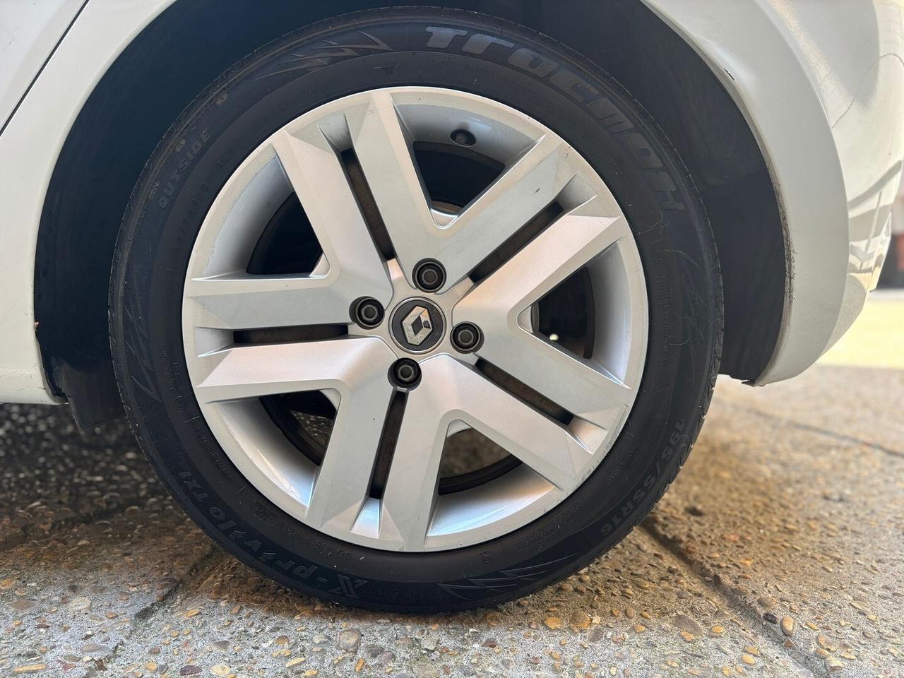 Renault Clio Full Hybrid E-Tech 140 CV