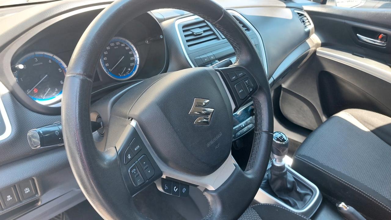 Suzuki S-Cross 1.6 DDiS Top