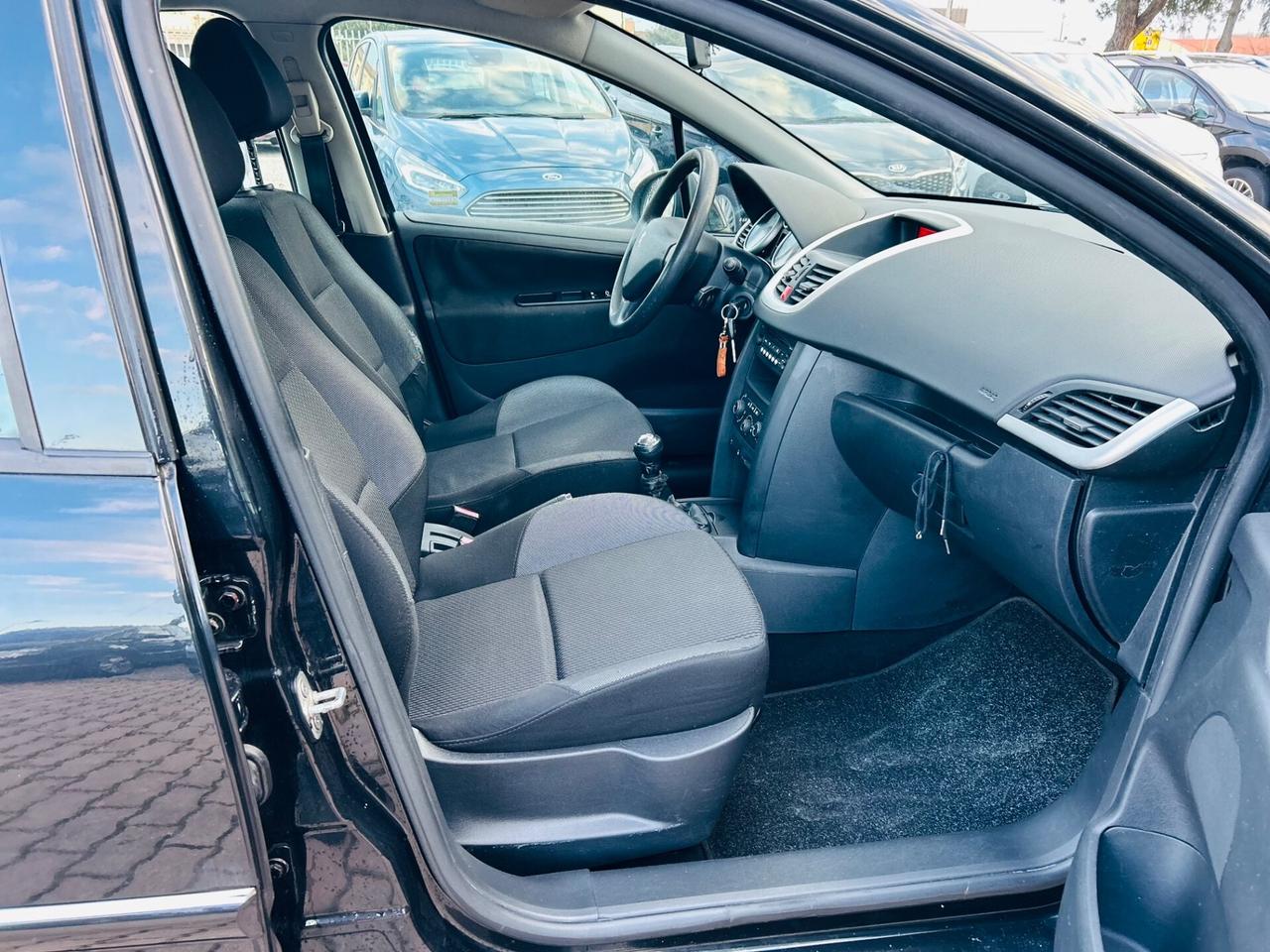 Peugeot 207 1.4 HDi 70CV FAP 5p. XS