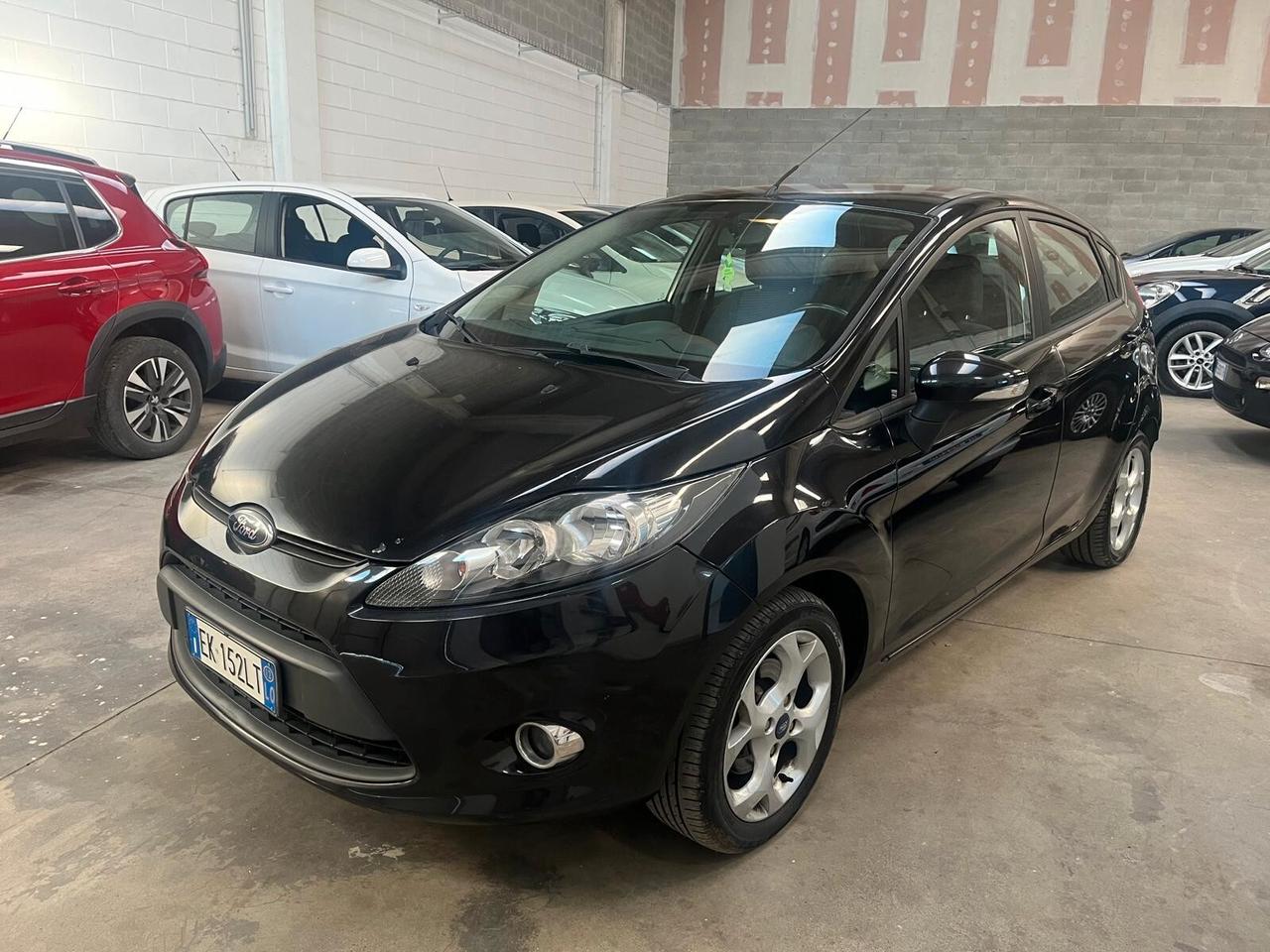 Ford Fiesta Ikon 1.2 60CV 5 porte