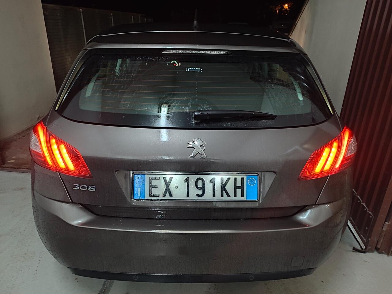 PEUGEOT 308 DEL 2014 TURBO BENZINA EURO6B 8GOMME