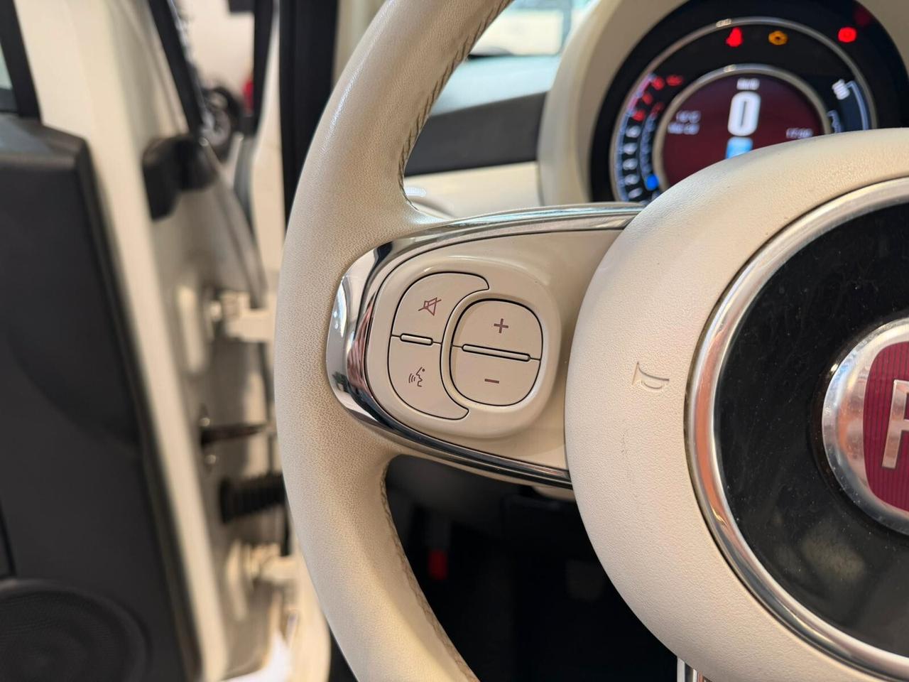 Fiat 500 C 1.0 Hybrid Dolcevita