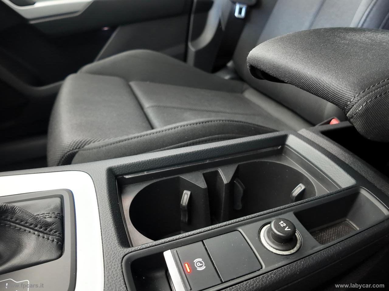 AUDI Q3 35 TDI S tronic S line edit. IDENTITY BLACK