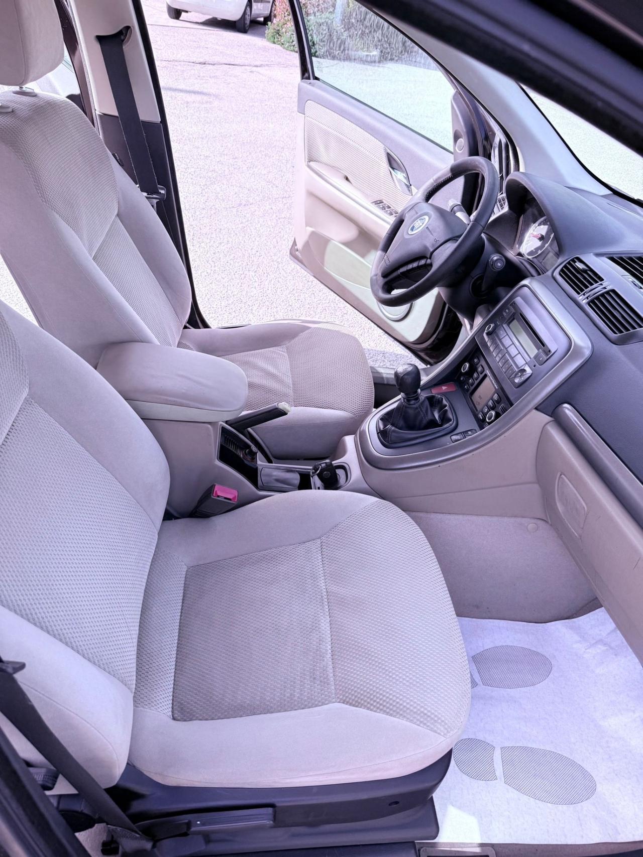 Fiat Croma 1.9 Multijet 16V Active Ok neopatentati