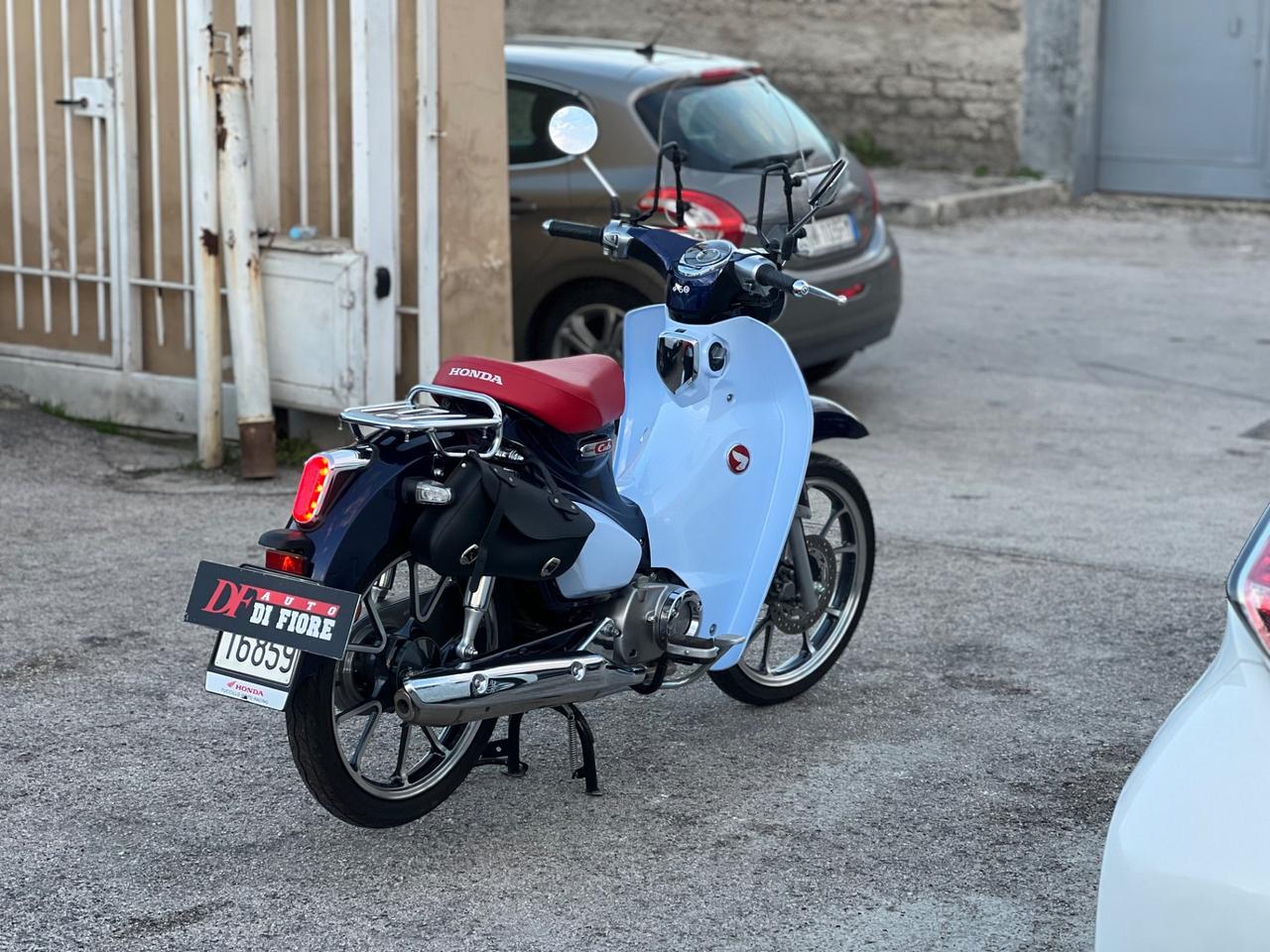 Honda Super Cub 125 KM0 ANNO 2021 IMMACOLATO !!!