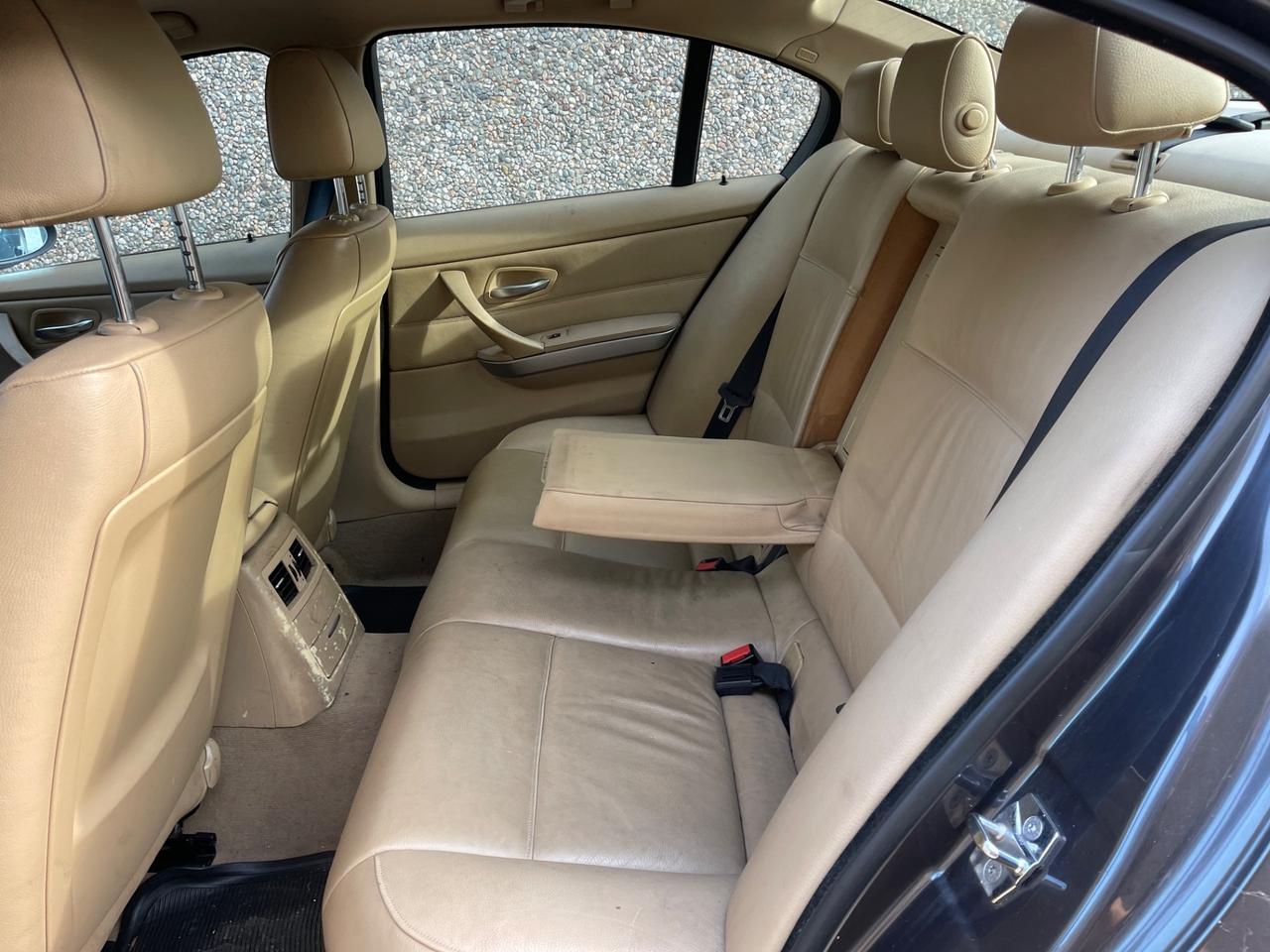 BMW 320D AUTOMATICO ADATTAMENTO DISABILI EXPORT