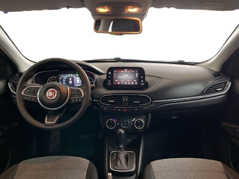 FIAT Tipo 5 porte Cross II 2021 5p 1.5 t4 hybrid Cross 130cv dct