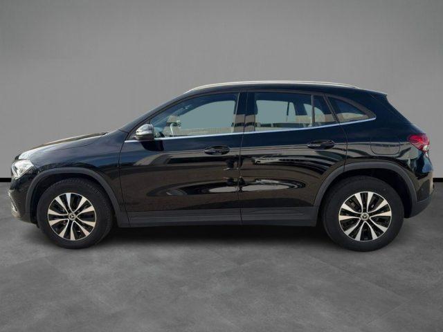 MERCEDES-BENZ GLA 180 d Automatic Sport