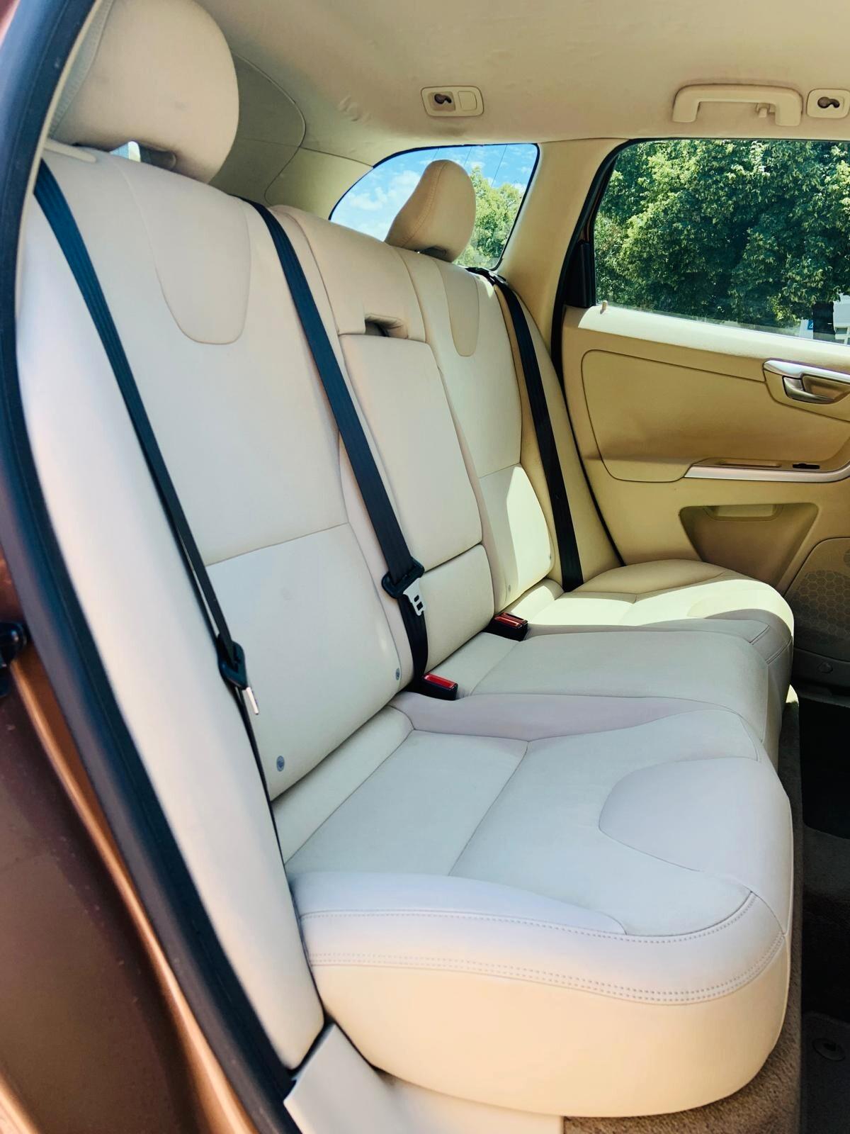 Volvo XC 60 XC60 2.4 D5 Summum