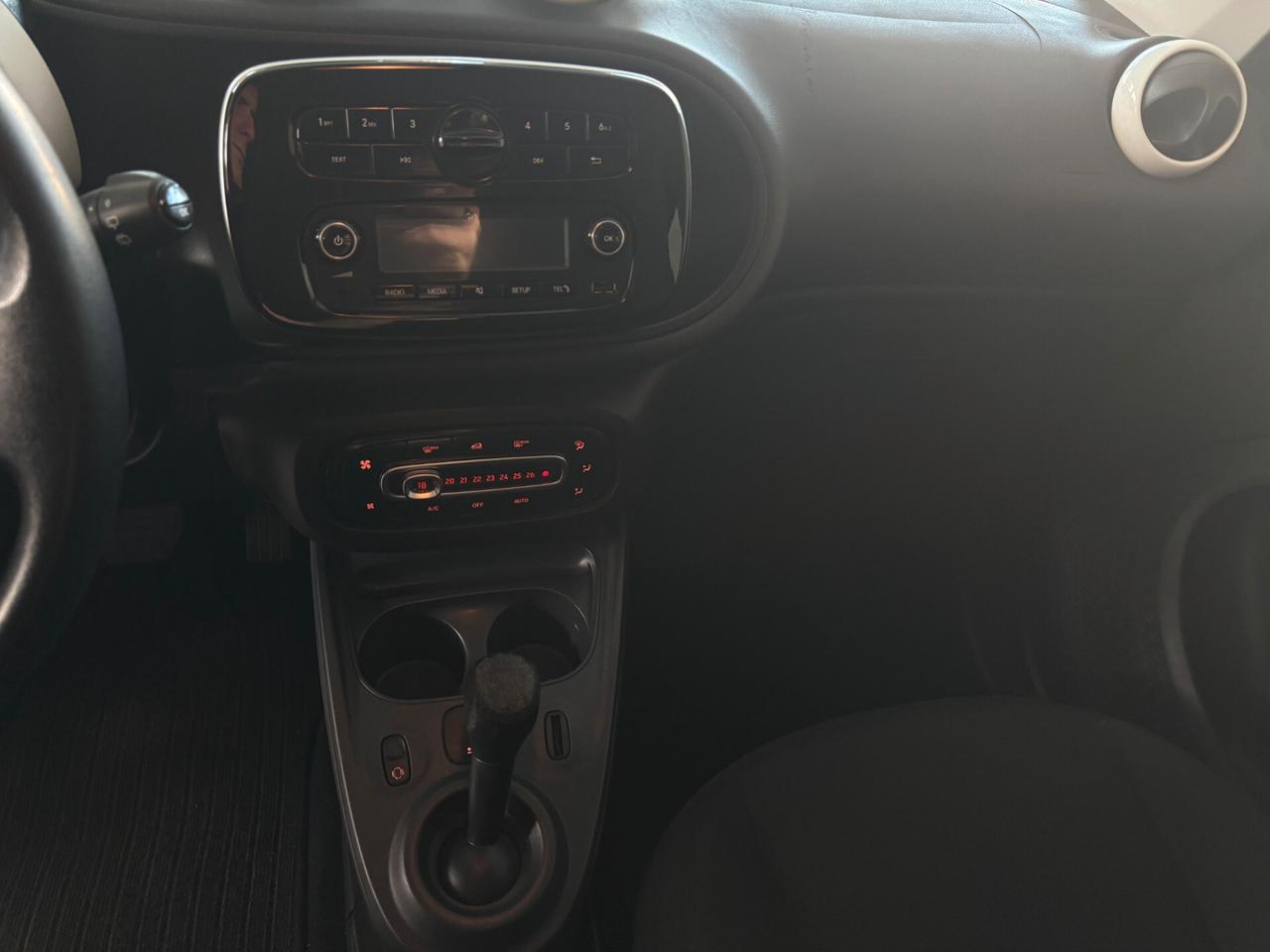 Smart ForFour 70 1.0 twinamic Youngster
