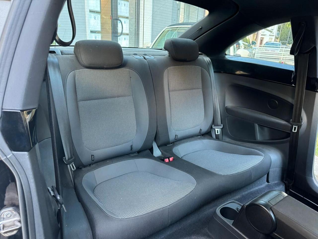 VW MAGGIOLINO 1.6 TDI DESING 105cv NEOPATENTATI