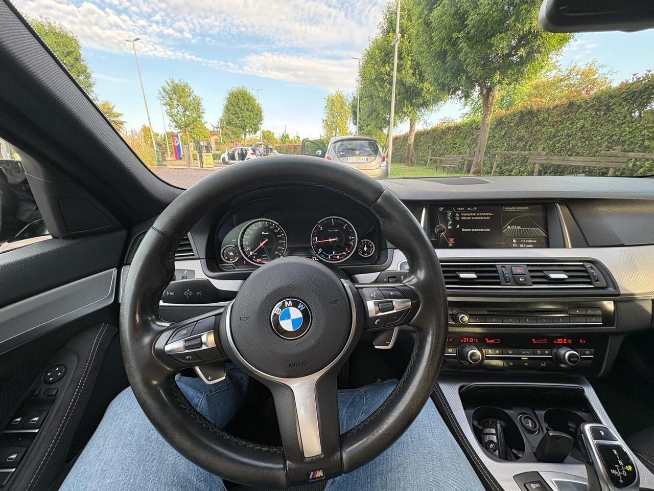 Bmw 525 525d Touring Luxury allestimento MSport