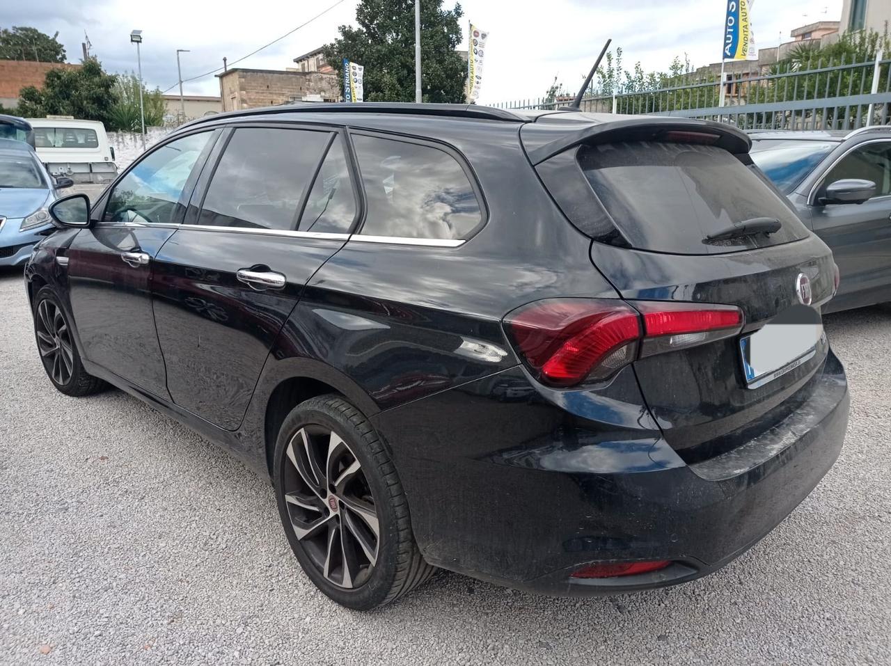 Fiat Tipo 1.6 Mjt S&S DCT SW Lounge 61000km-2019