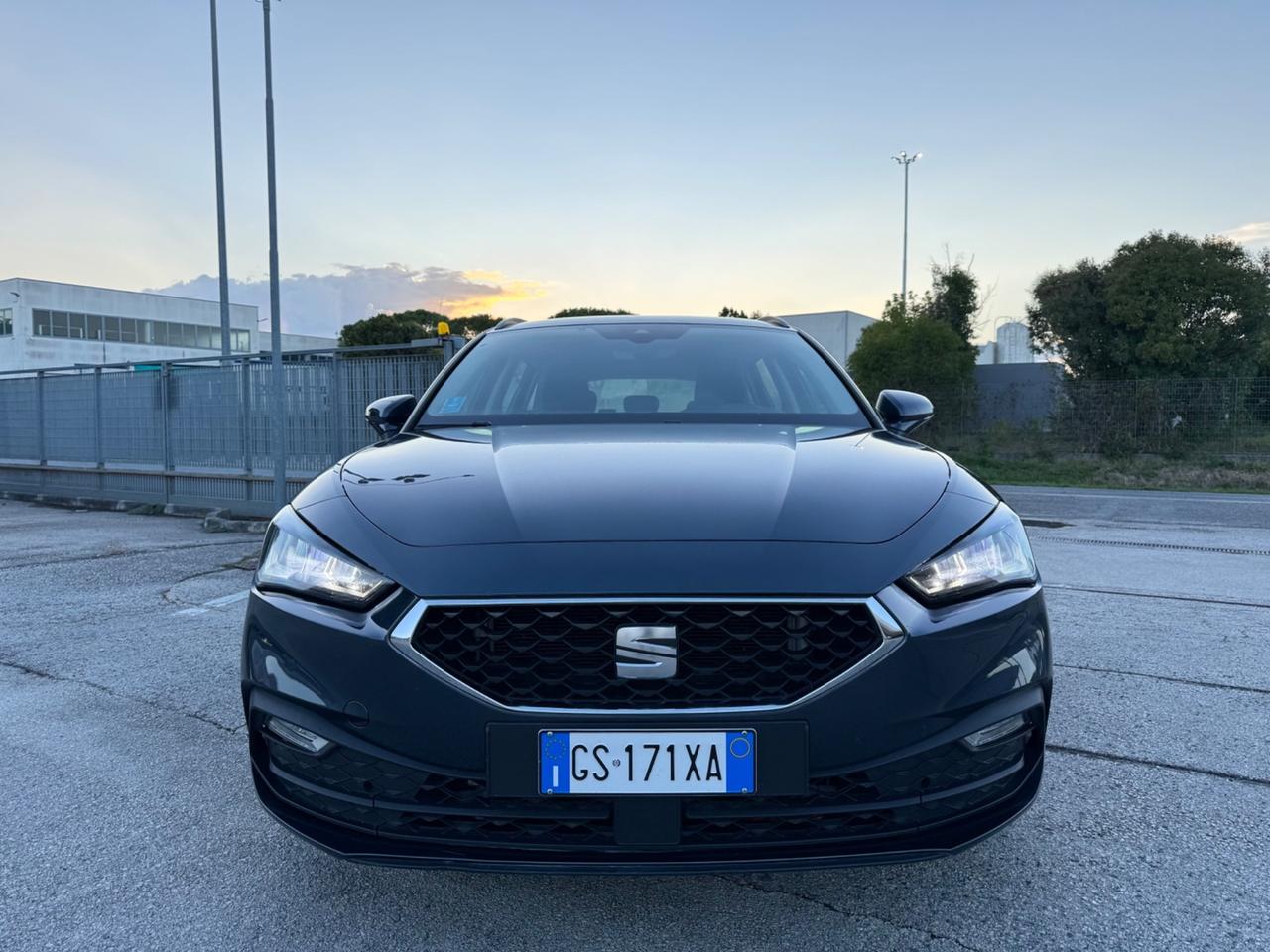 SEAT LEON SportsTourer 2.0 TDI DSG-Led Carplay