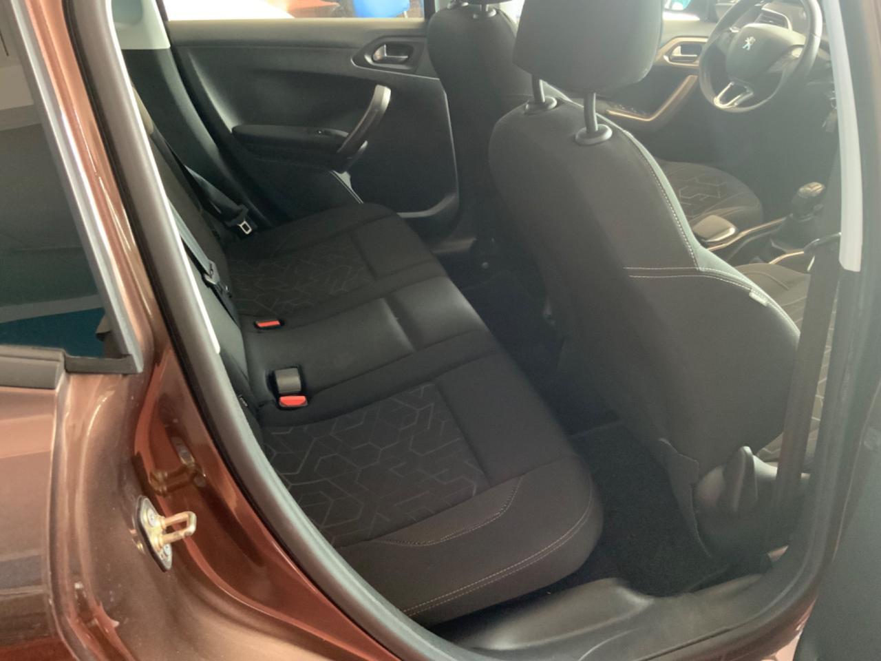 Peugeot 2008 1.4 HDi 68CV Access