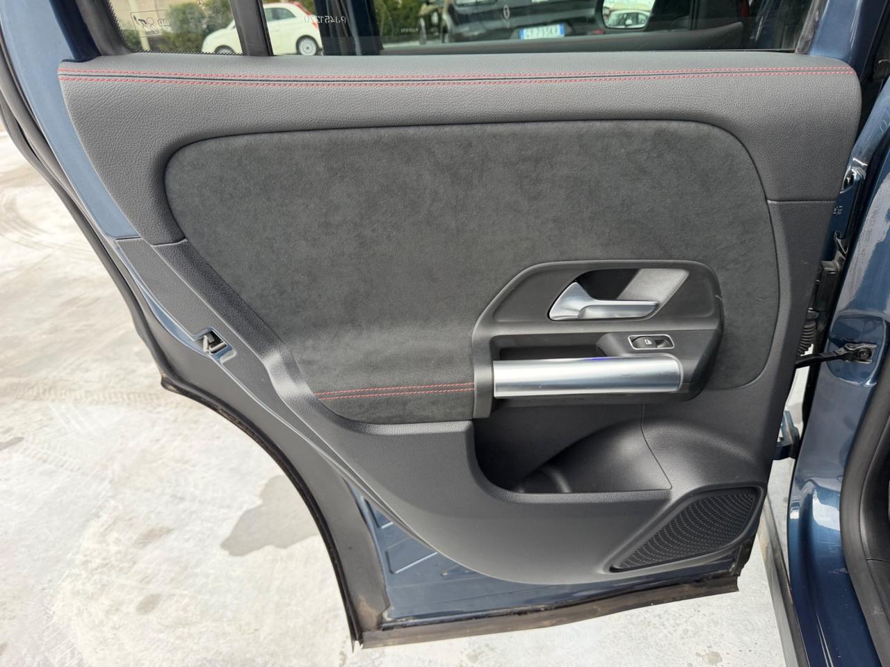 Mercedes-benz GLA 200 d Automatic Premium IVA ESPOSTA