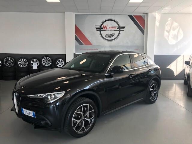 Alfa Romeo Stelvio 2.2 Turbodiesel 210 CV AT8 Q4 Executive PALETTE AL VOLANTE + CARBONIO INTERNO