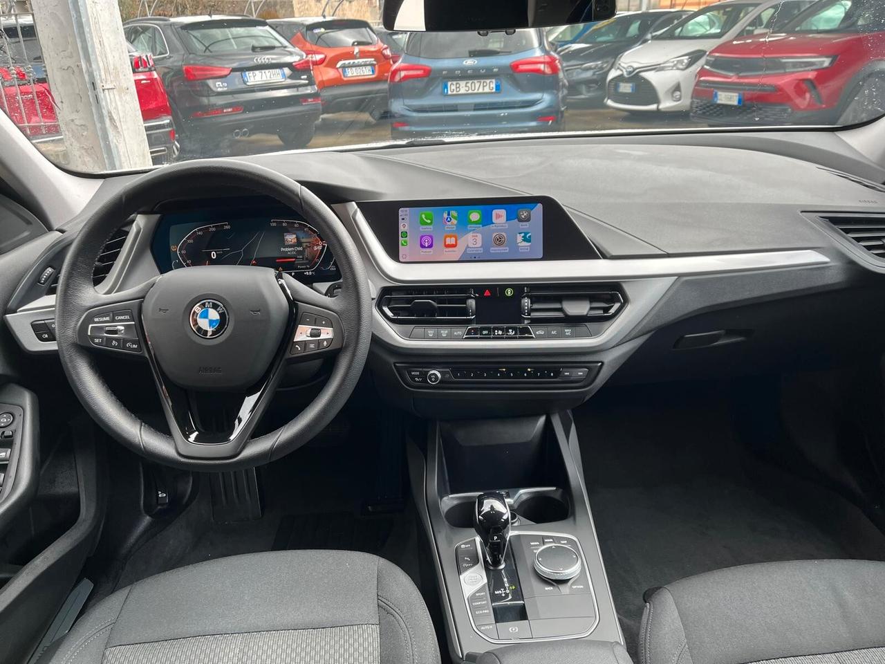 Bmw 116 116d 5p. Business Advantage