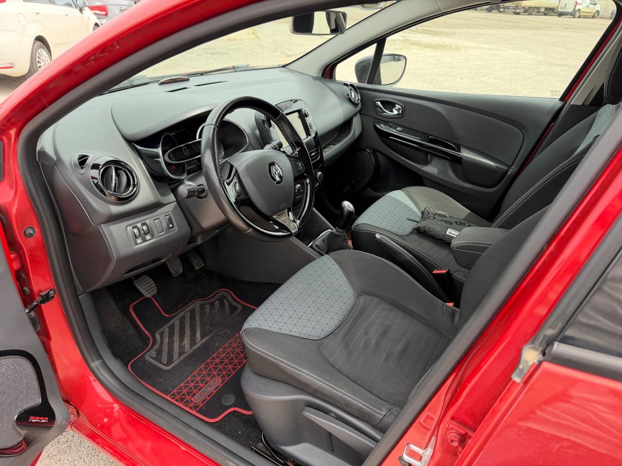 RENAULT CLIO 2013 DIESEL *FULL OPTIONAL