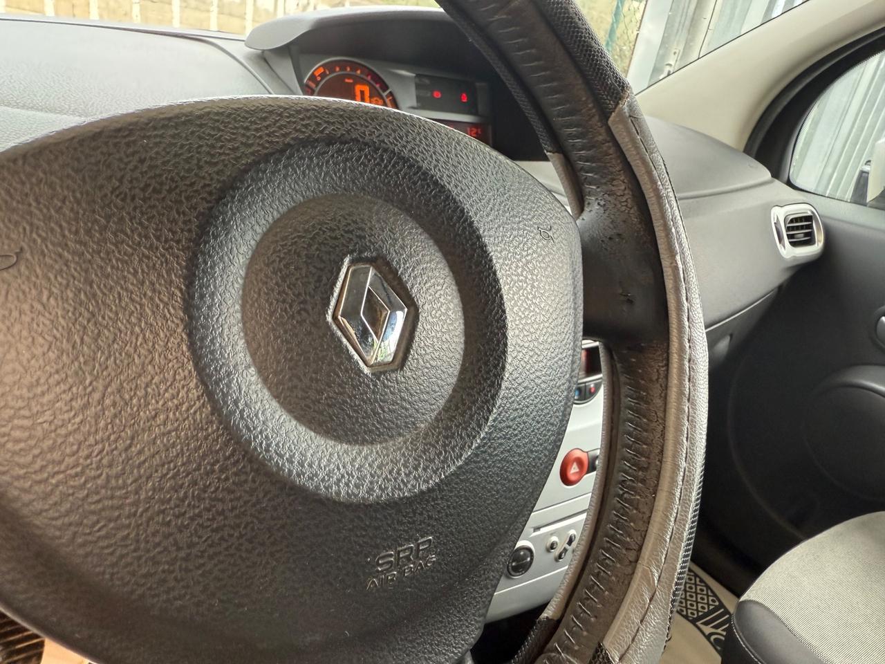 Renault Modus Grand 1.5 dCi 85CV Dynamique