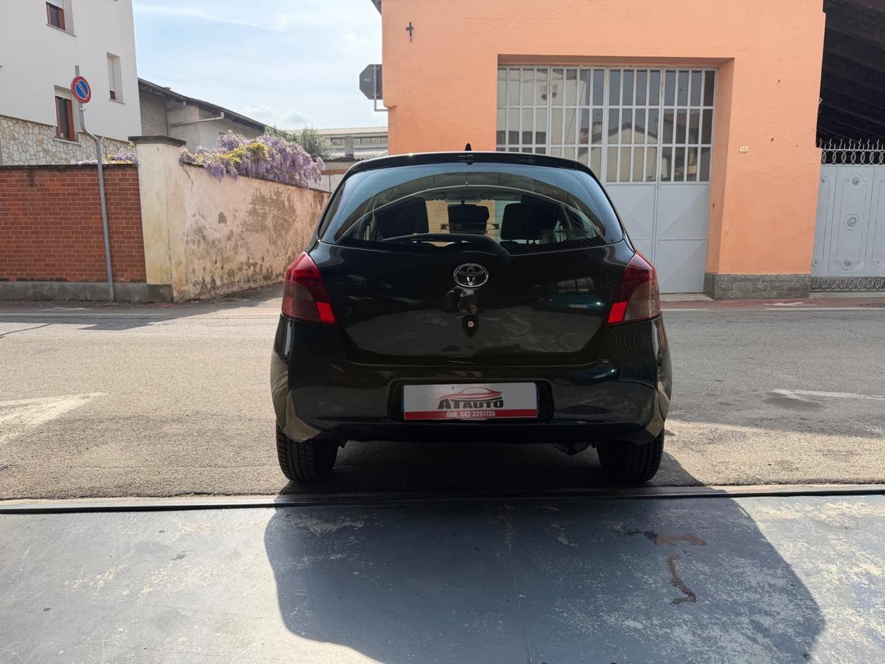 Toyota Yaris 1.0 5 porte