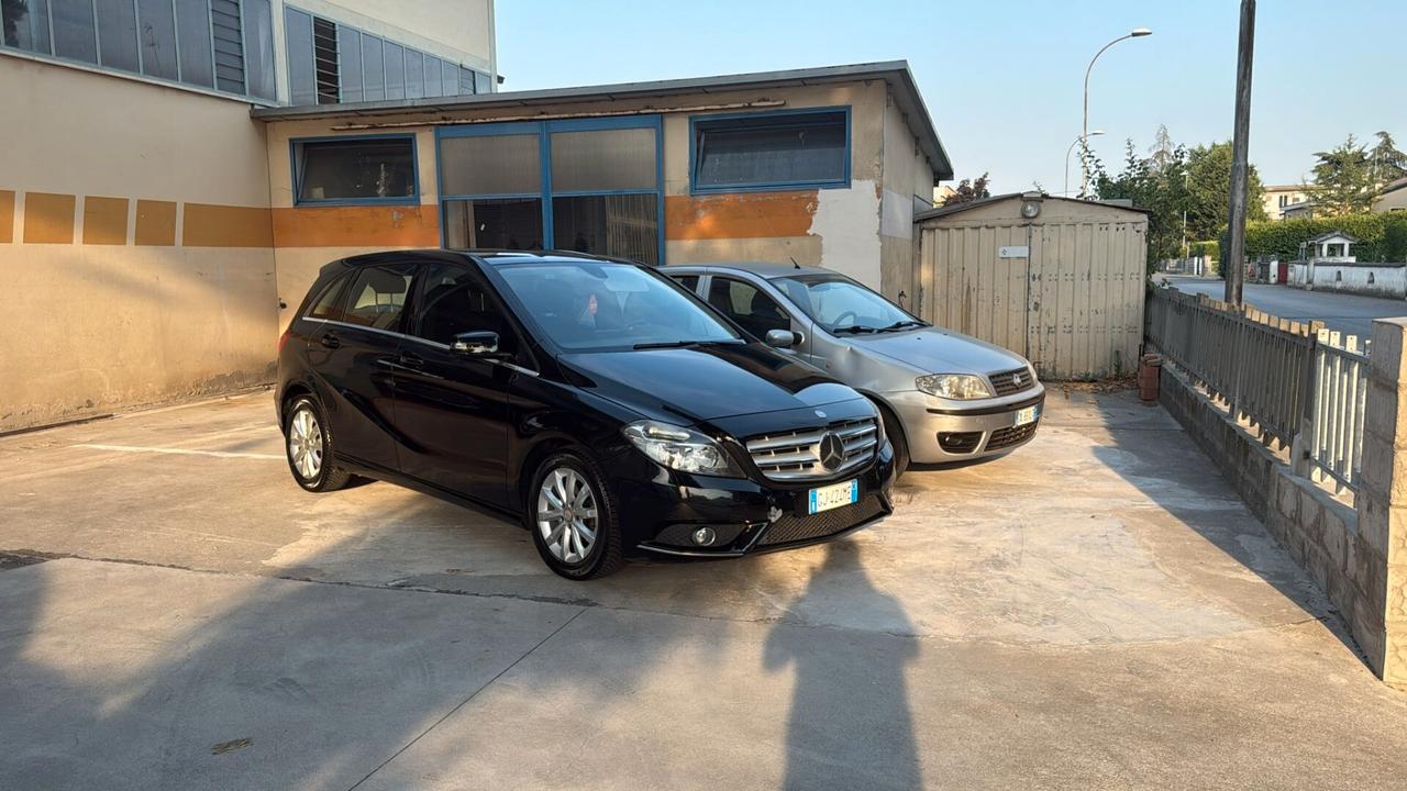 Mercedes-benz B 180 BlueEFFICIENCY Executive