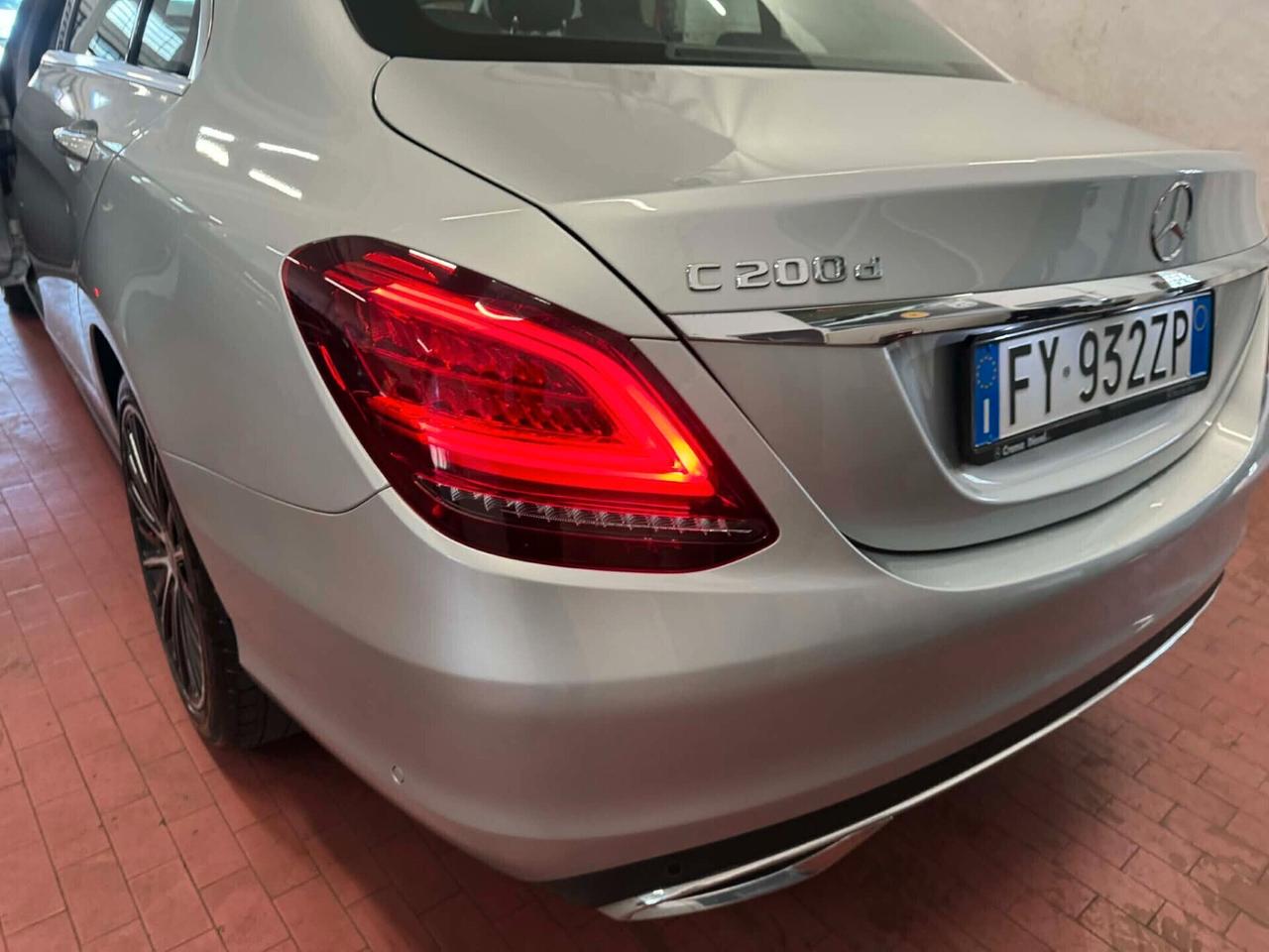 Mercedes Benz C200 Anno 2019 1.6 Diesel ACCESSORIATA