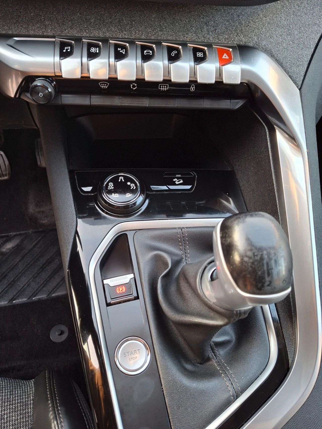 Peugeot 3008 BlueHDi 120 S&S Allure