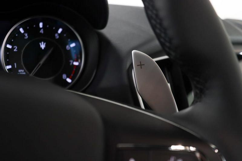 Maserati Ghibli 330 CV MHEV GT Ultima