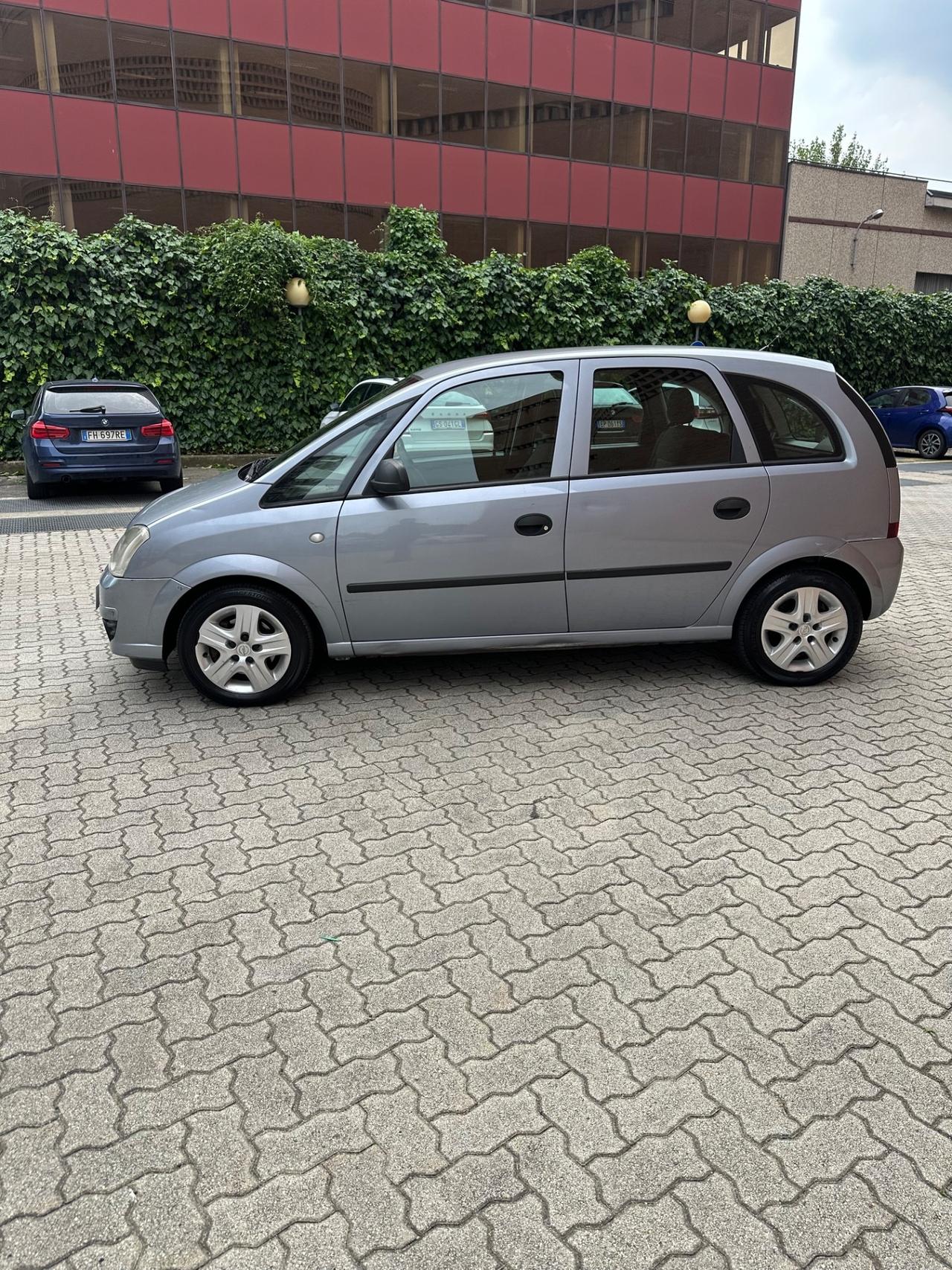 Opel Meriva 1.4 16V GPL-TECH Enjoy
