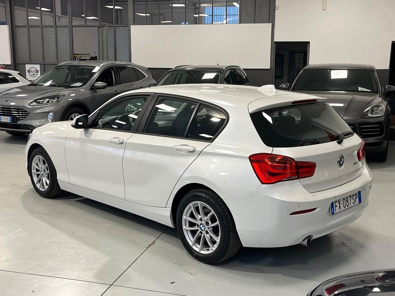 Bmw 118 118d 5p. Business