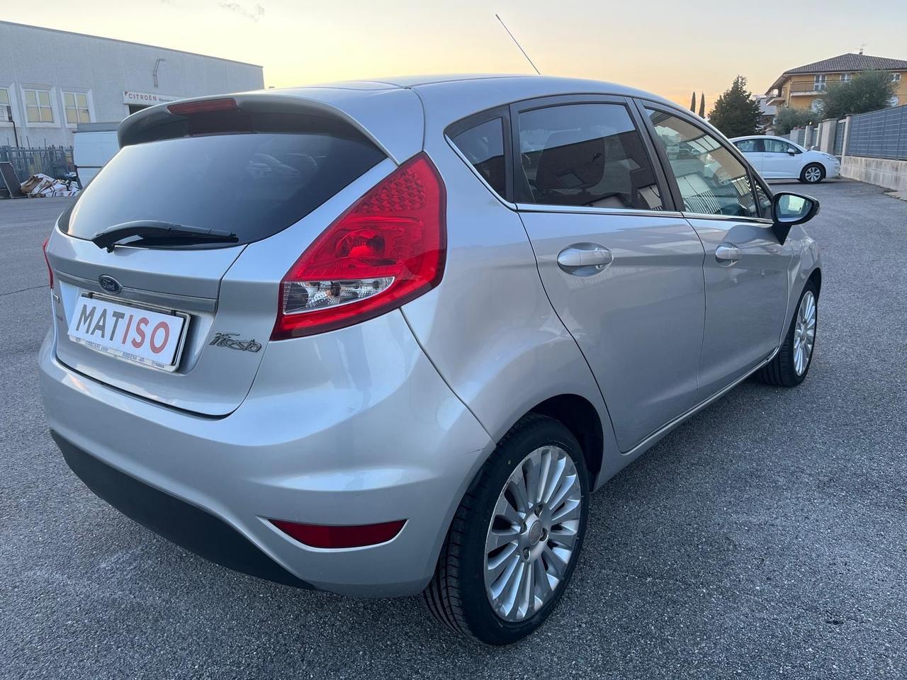 Ford Fiesta 1.4 TDCi 5p. Titanium