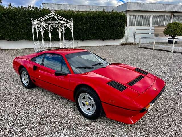 Ferrari 208 2.0 turbo GTB 220cv