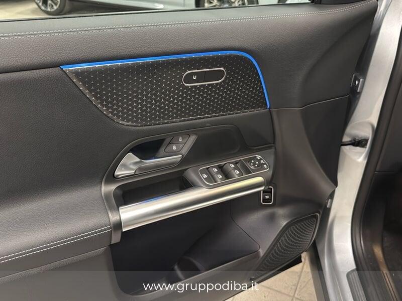 Mercedes-Benz GLA GLA-H247 2023 200 d Progressive Advanced Plus auto