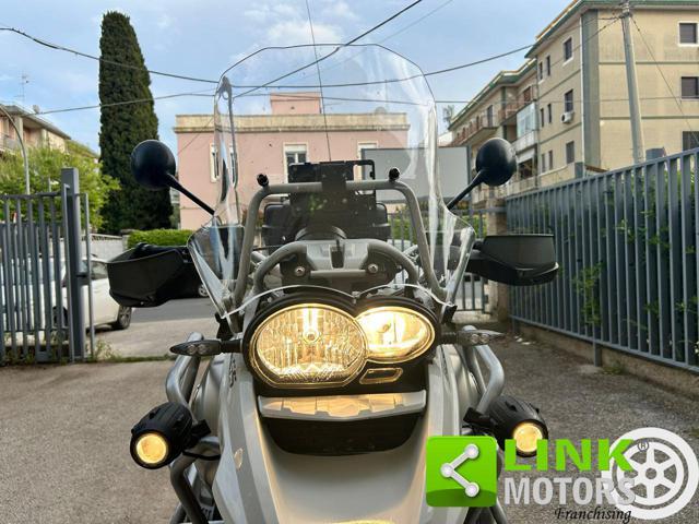 BMW R 1200 GS .