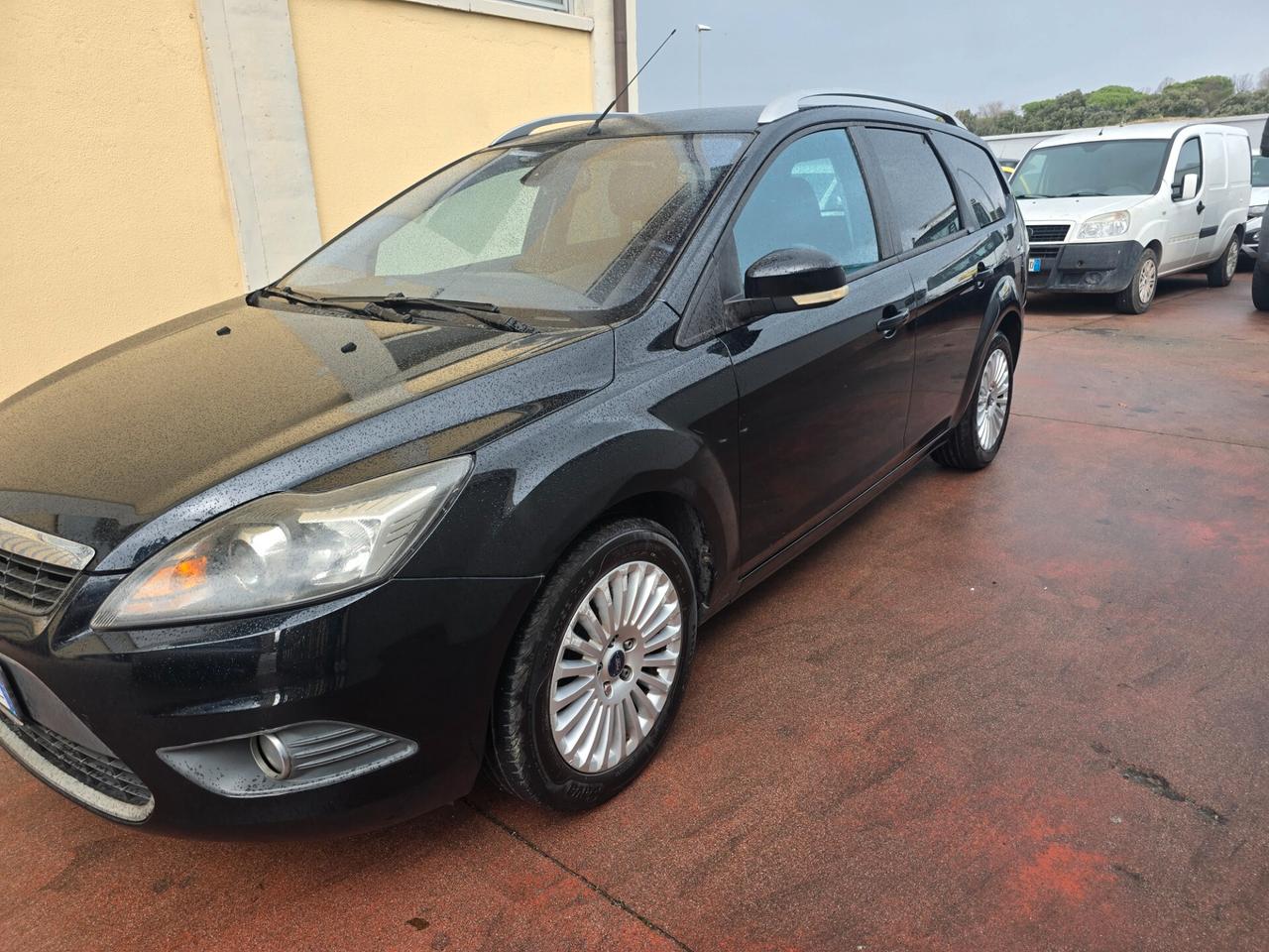 Ford Focus 1.6 (115CV) 5p. Bz.- GPL Titanium