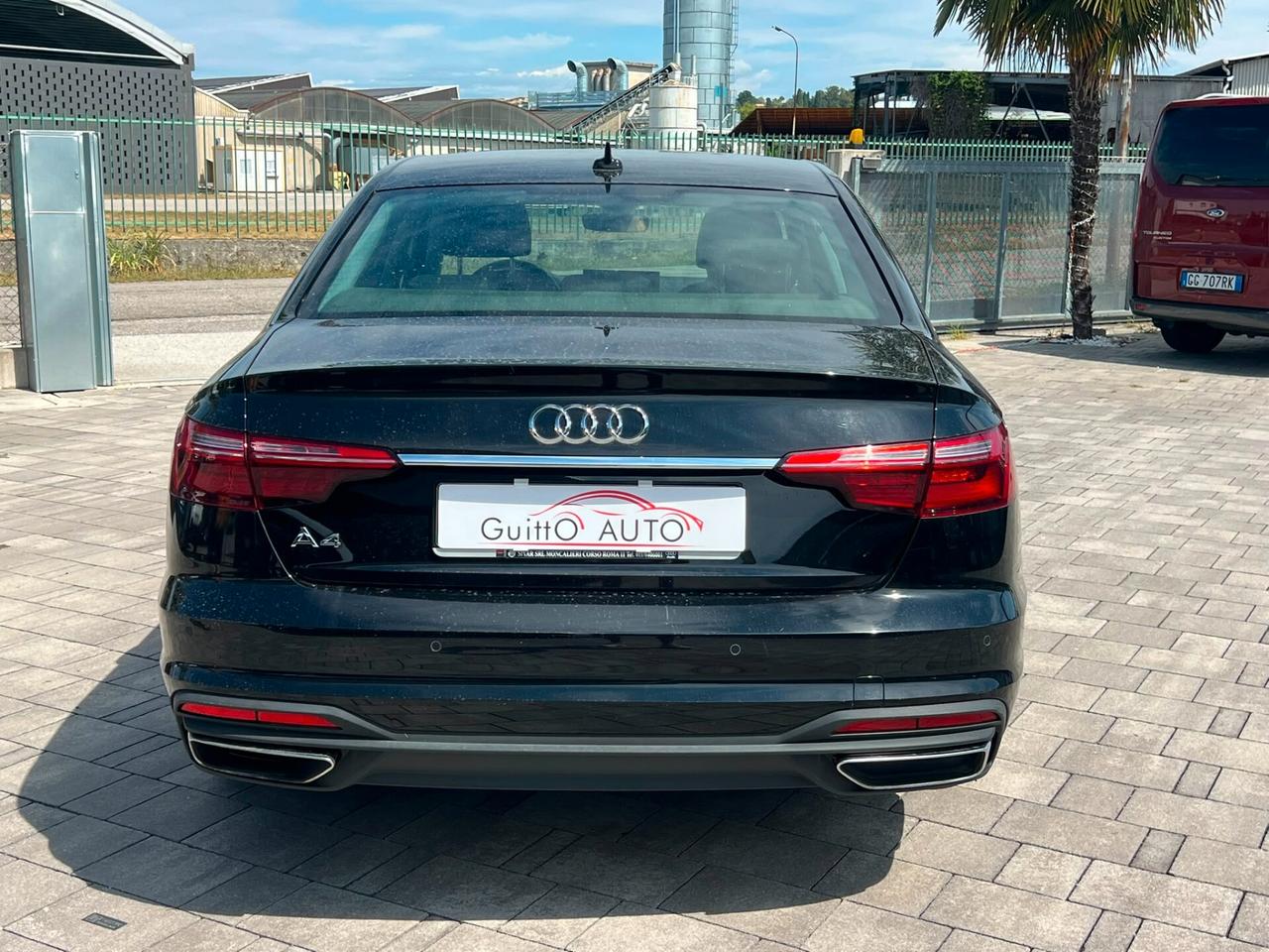Audi A4 40 TDI S tronic Business