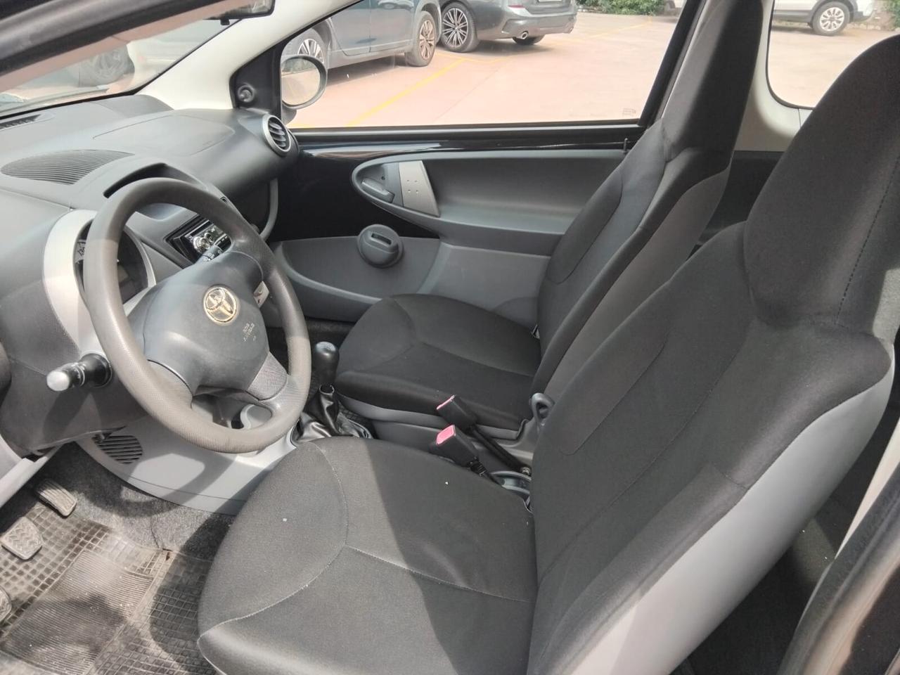 TOYOTA AYGO 1.0 CLIMA CYTI 12 MESI DI GARANZIA